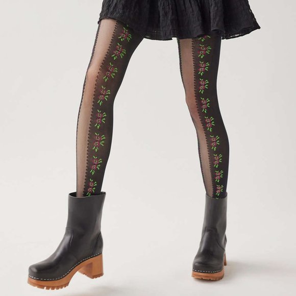 Urban Outfitters Accessories - Halloween Ready - Urban Outfitters black vintage rose floral pattern tights